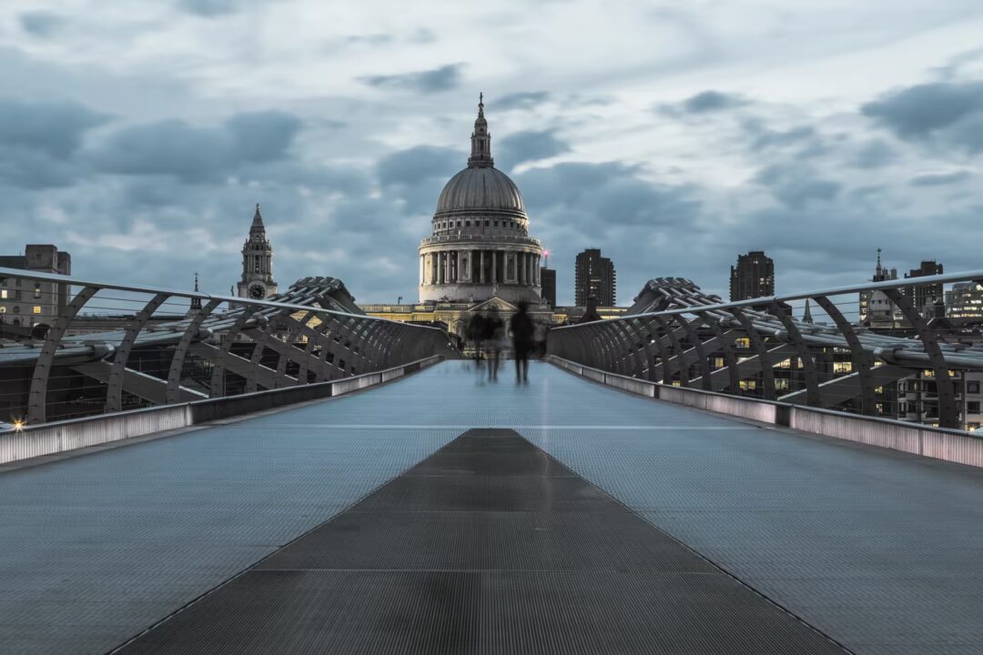 London Litigation Lawyers UK Solicitors Barristers High Court RCJ Companies County CCJ Statutory Demand Winding-up Petition Tax Tribunal